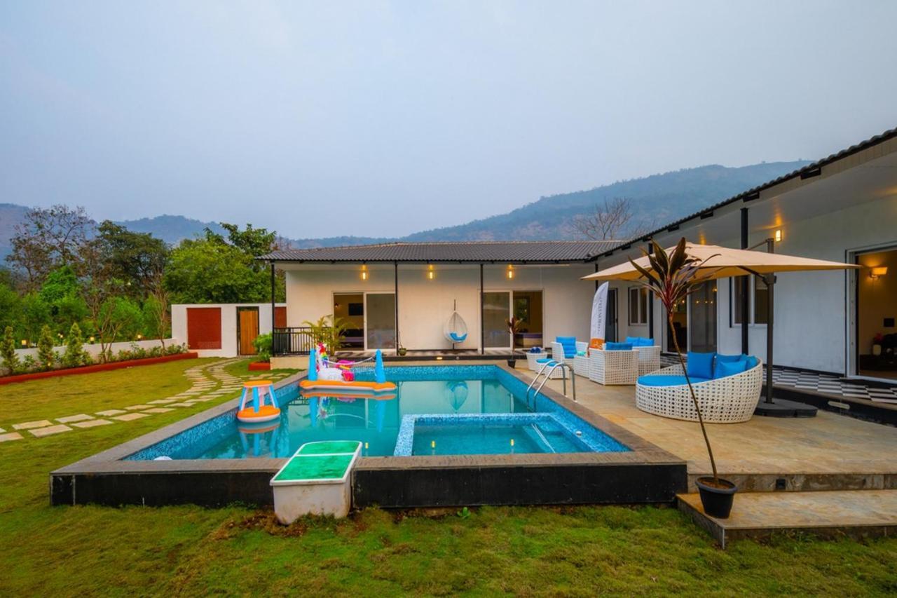 Saffronstays Turquoise Maison, Karjat Esterno foto